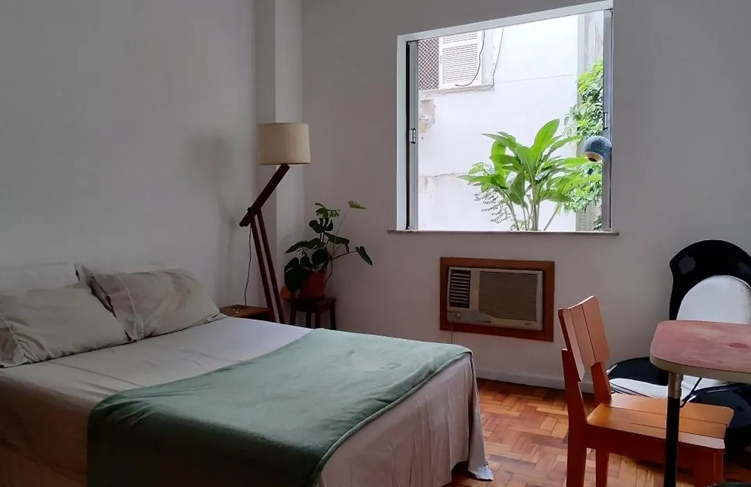 Quarto simpático em Botafogo próx ao metrô-1
